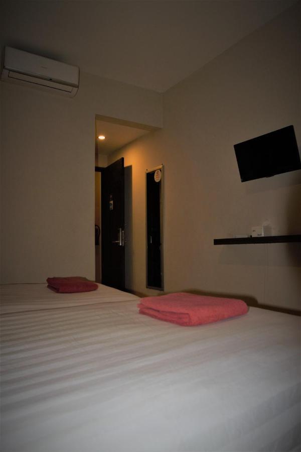 Nutana Hotel Mataram Kültér fotó