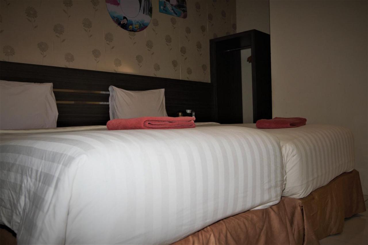 Nutana Hotel Mataram Kültér fotó