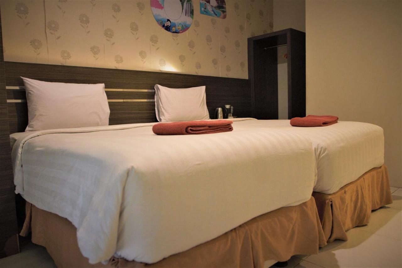 Nutana Hotel Mataram Kültér fotó