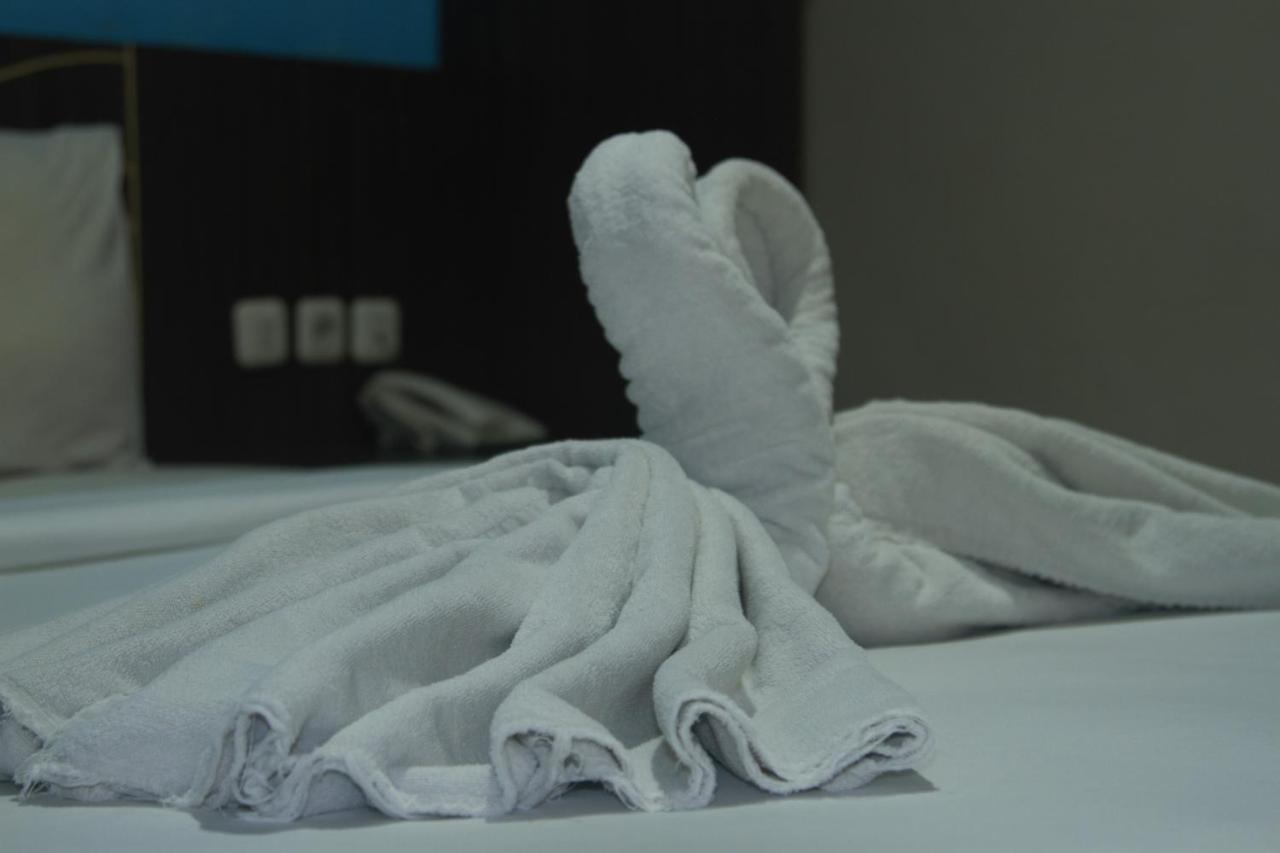 Nutana Hotel Mataram Kültér fotó